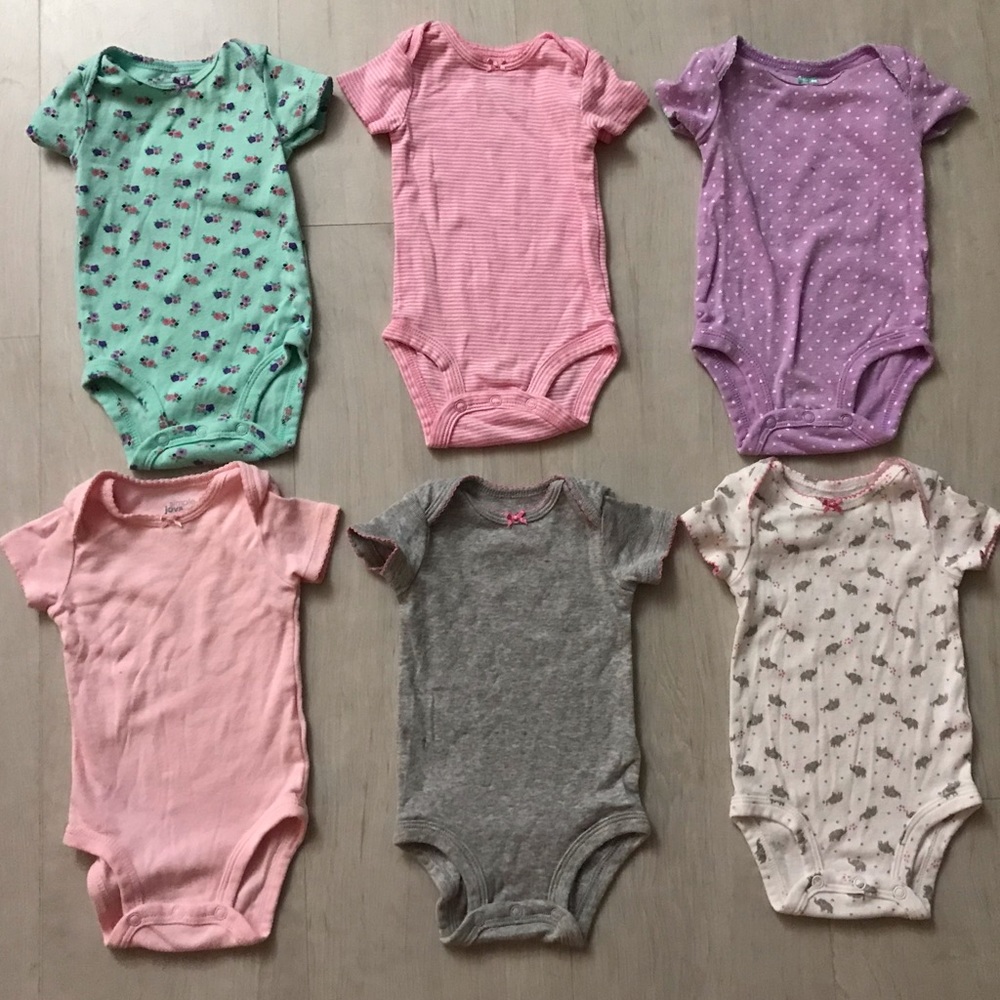 Carter’s onesies (6)